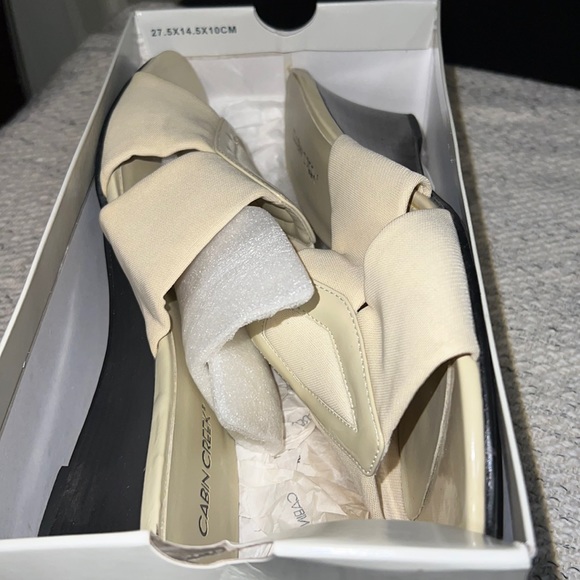 Casual or Dressy White Women’s Wedges - Picture 4 of 4